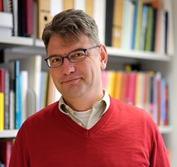 Prof. Dr. Lorenz Korn </br>